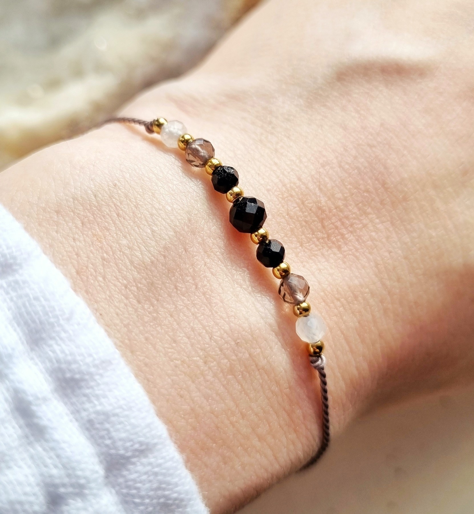 Bransoletka z kamieni naturalnych dla Koziorożca