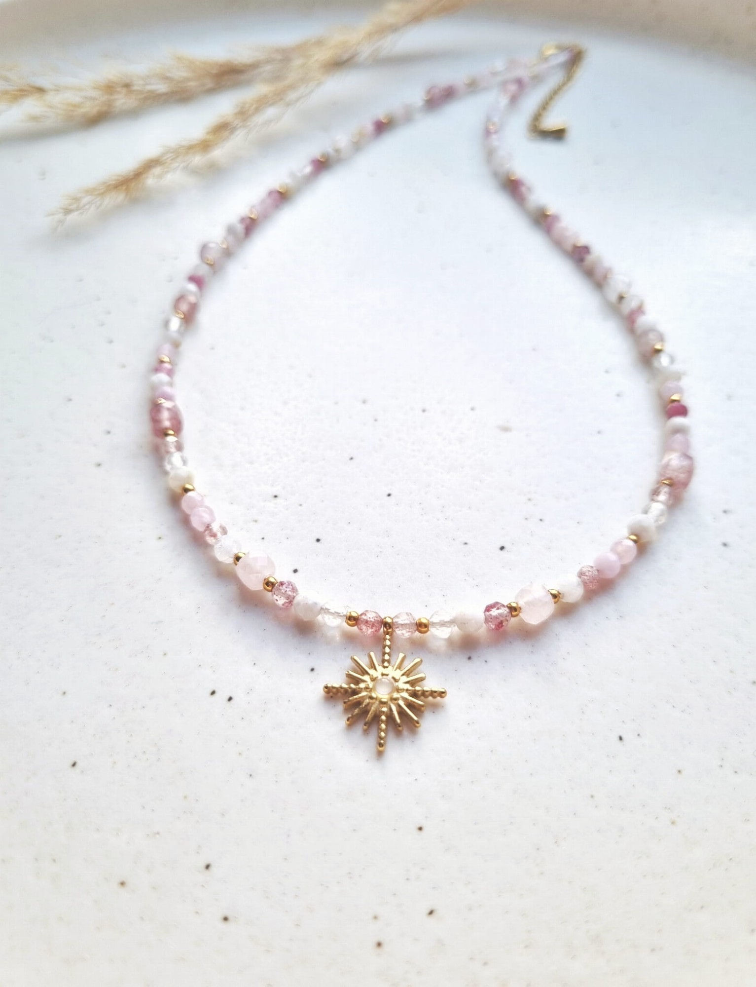 Odkryj niezwykłą moc kamieni naturalnych - znaczenie w biżuterii, Twój osobisty talizman